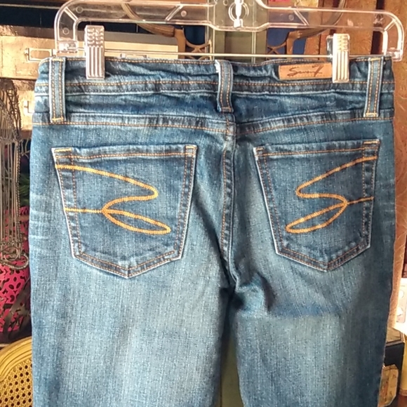Women's Seven7 Blue Jeans - Picture 3 of 6